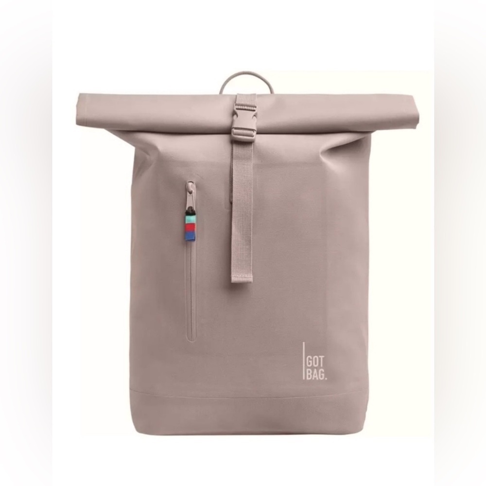GOT BAG. | ROLLTOP TRAVEL BACKPACK 26L ECO-FRIENDLY WATERPROOF RECYCLED TAN GRAY